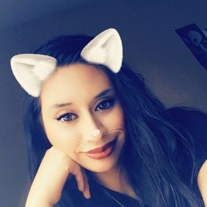 Meet your Posher, Rebecca